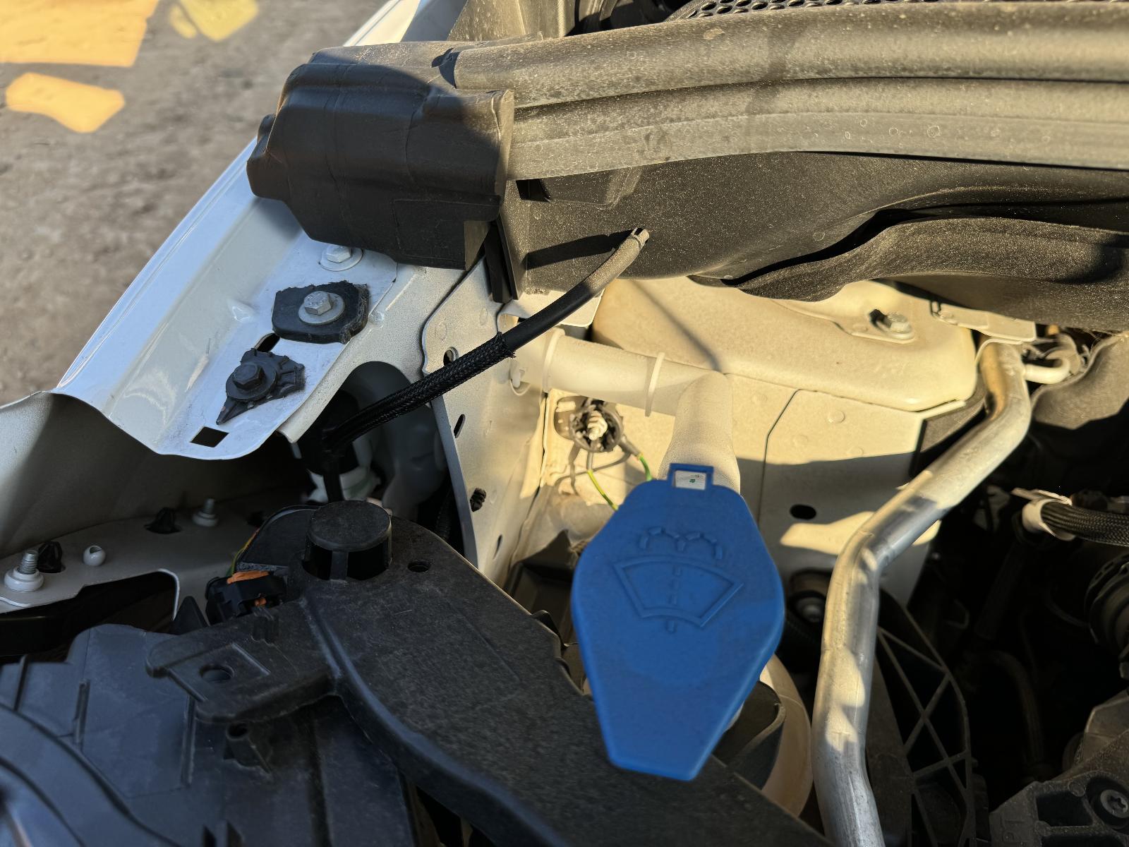 View PEUGEOT PARTNER 2023 2 Door Van Breaking