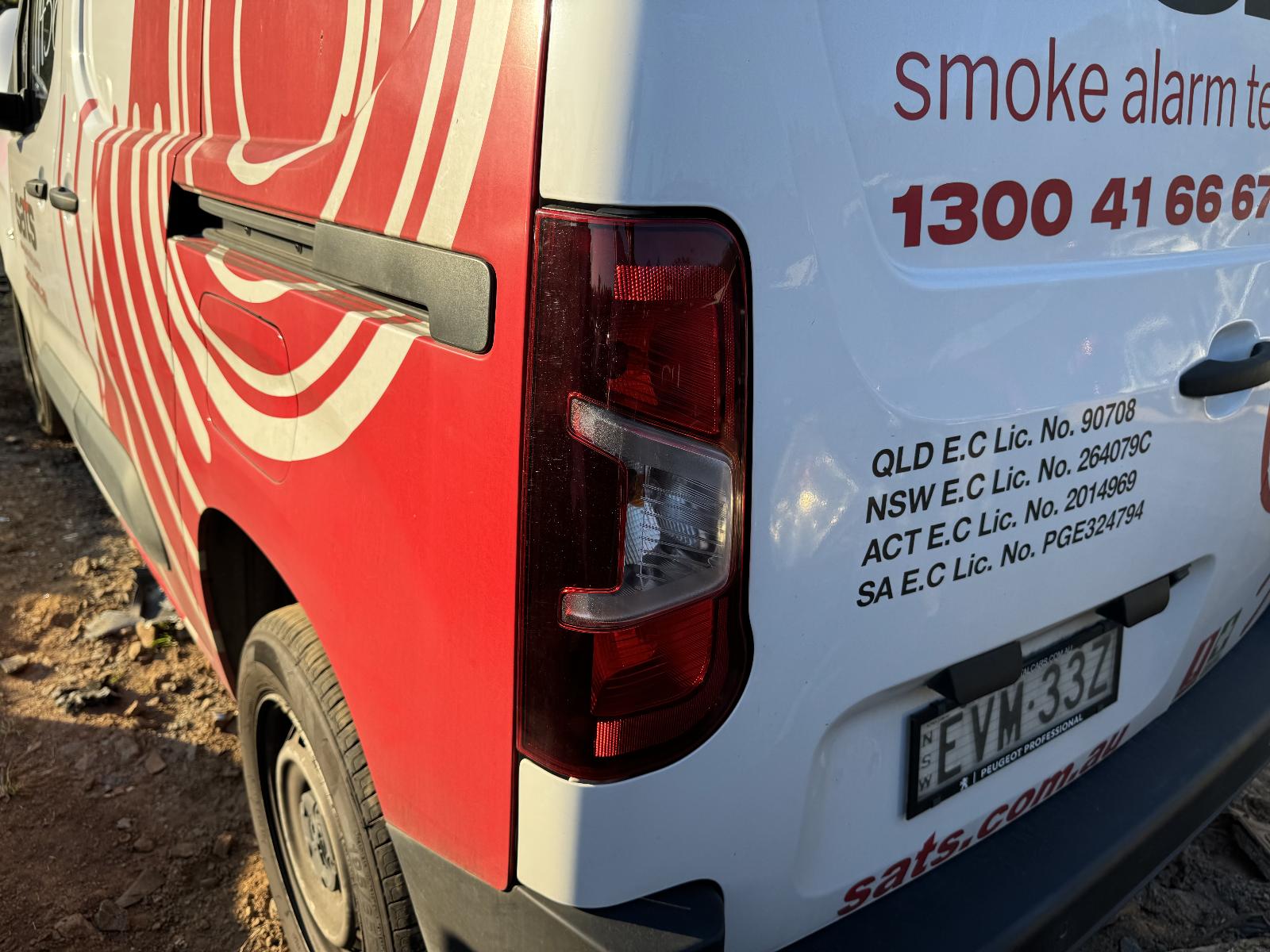 View PEUGEOT PARTNER 2023 2 Door Van Breaking