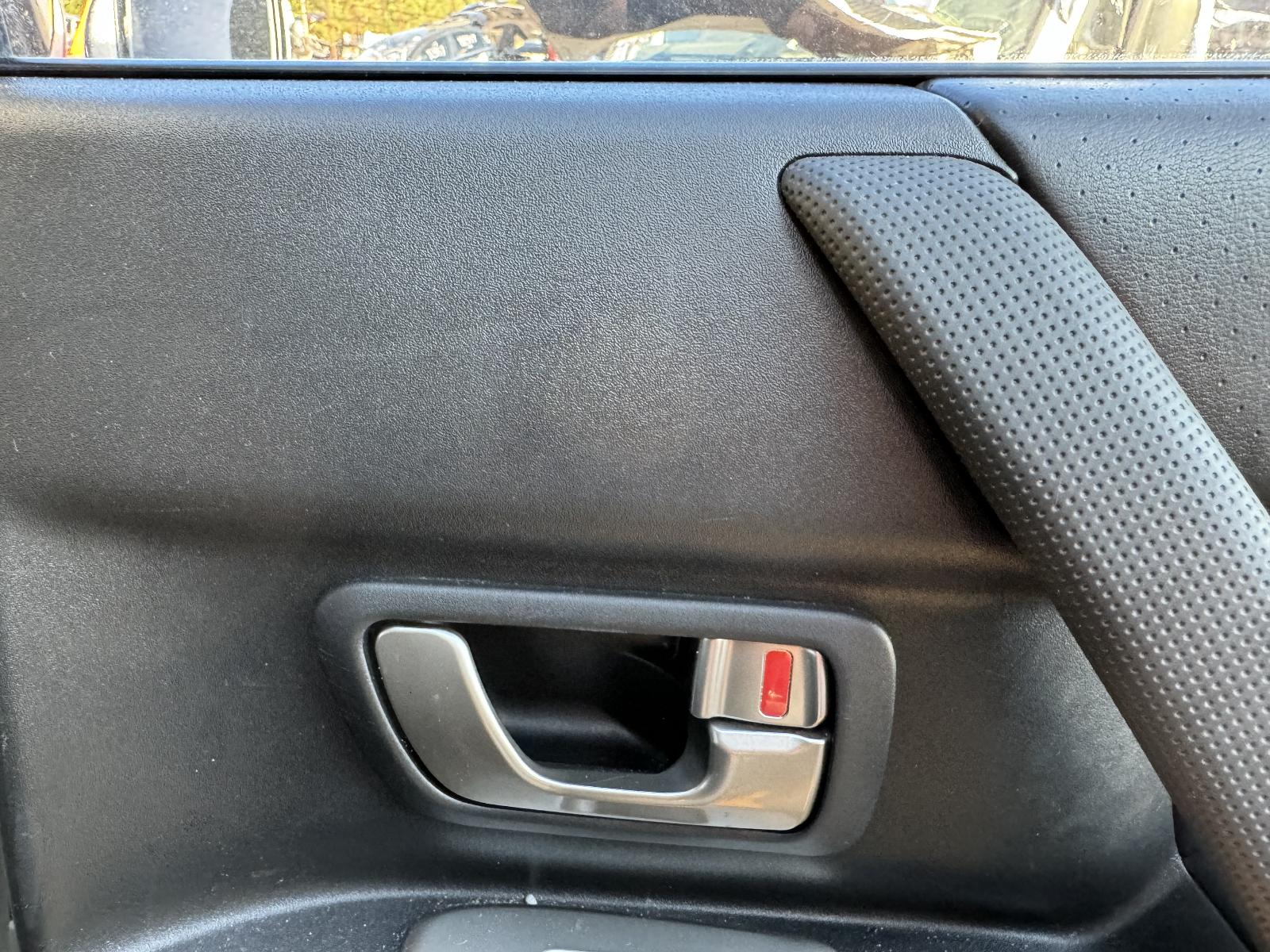 View MITSUBISHI PAJERO 2003 5 Door Station Wagon Breaking