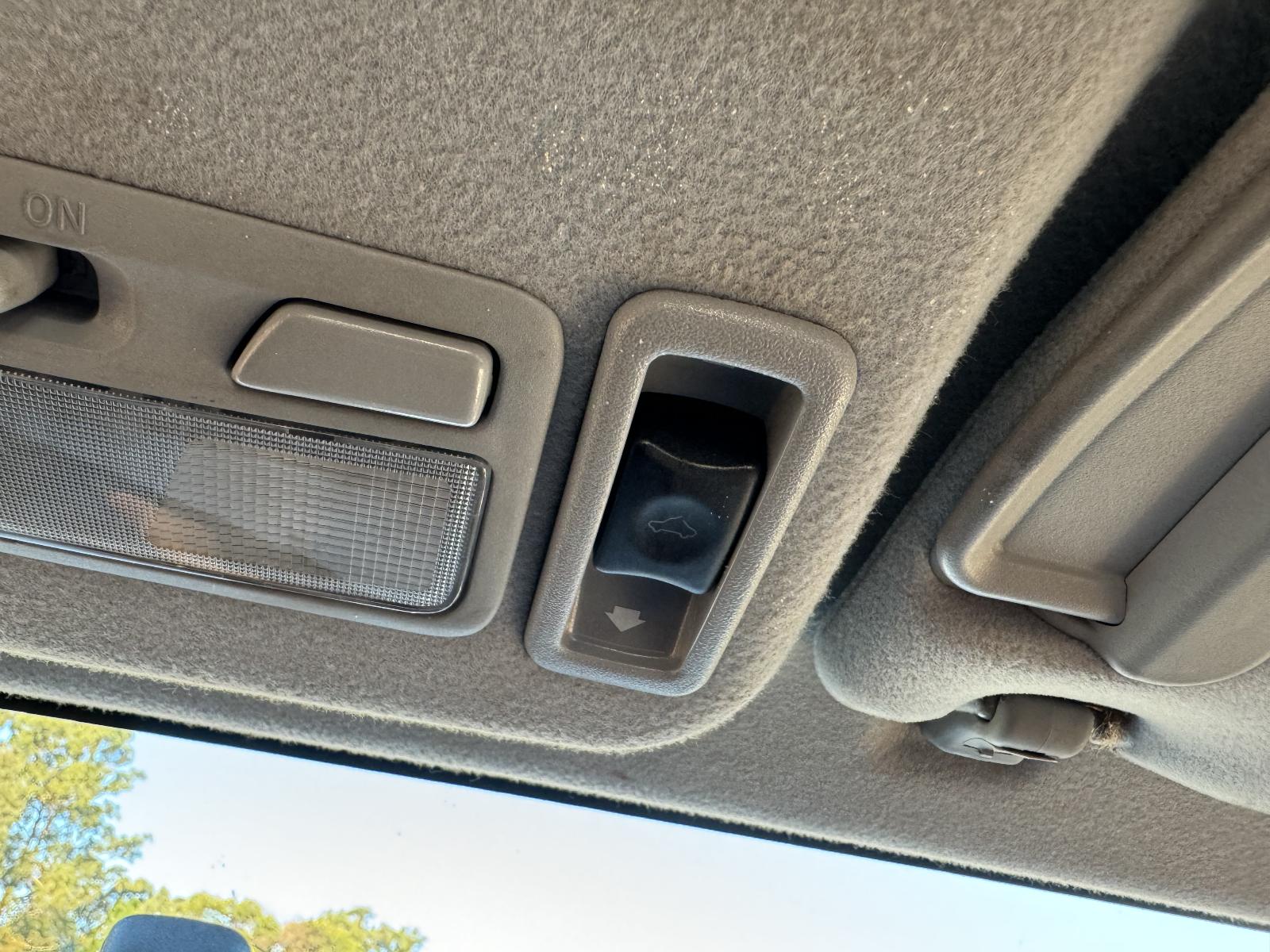 View MITSUBISHI PAJERO 2003 5 Door Station Wagon Breaking