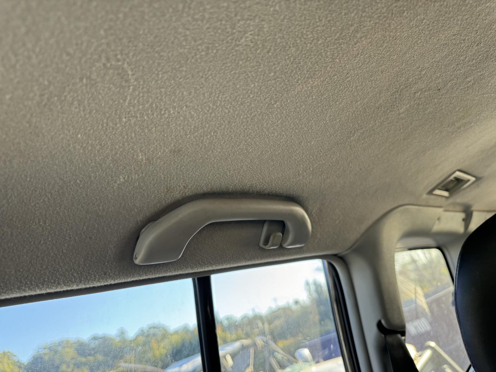 View MITSUBISHI PAJERO 2003 5 Door Station Wagon Breaking