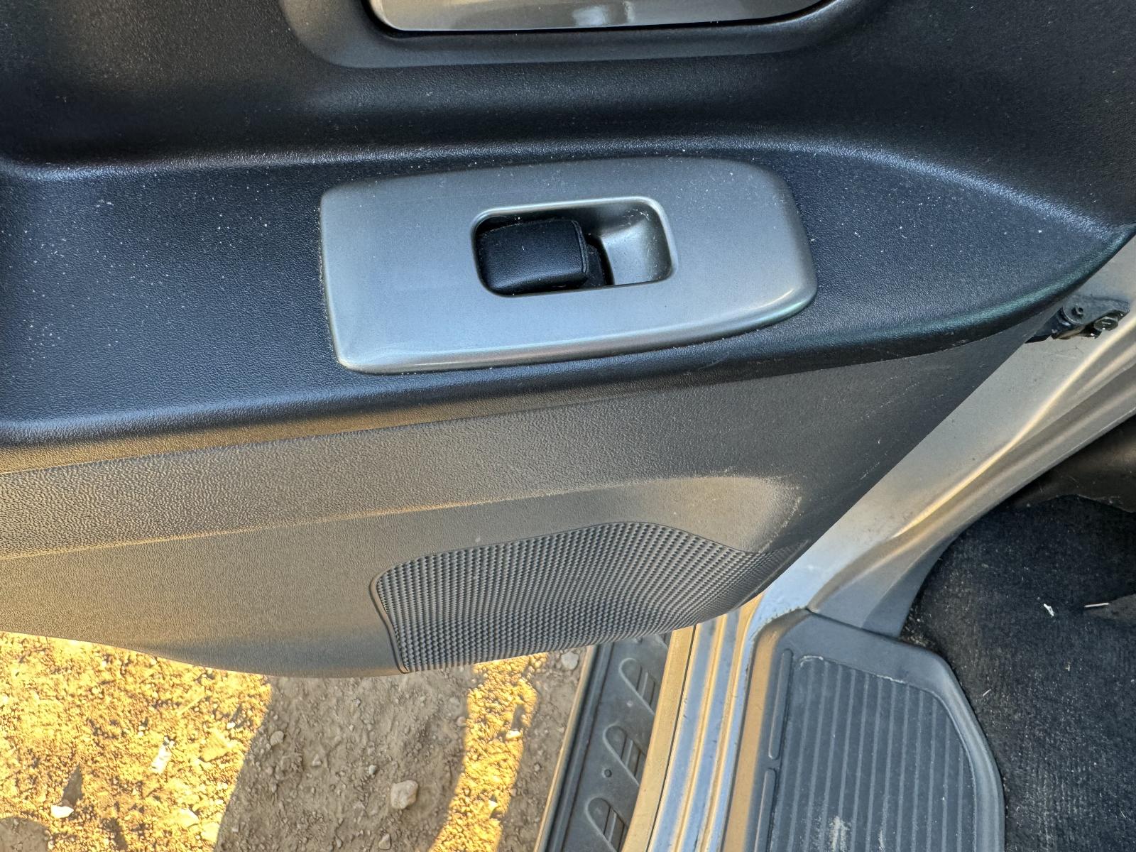 View MITSUBISHI PAJERO 2003 5 Door Station Wagon Breaking