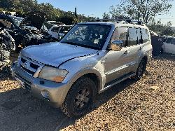 View MITSUBISHI PAJERO 2003 5 Door Station Wagon Breaking