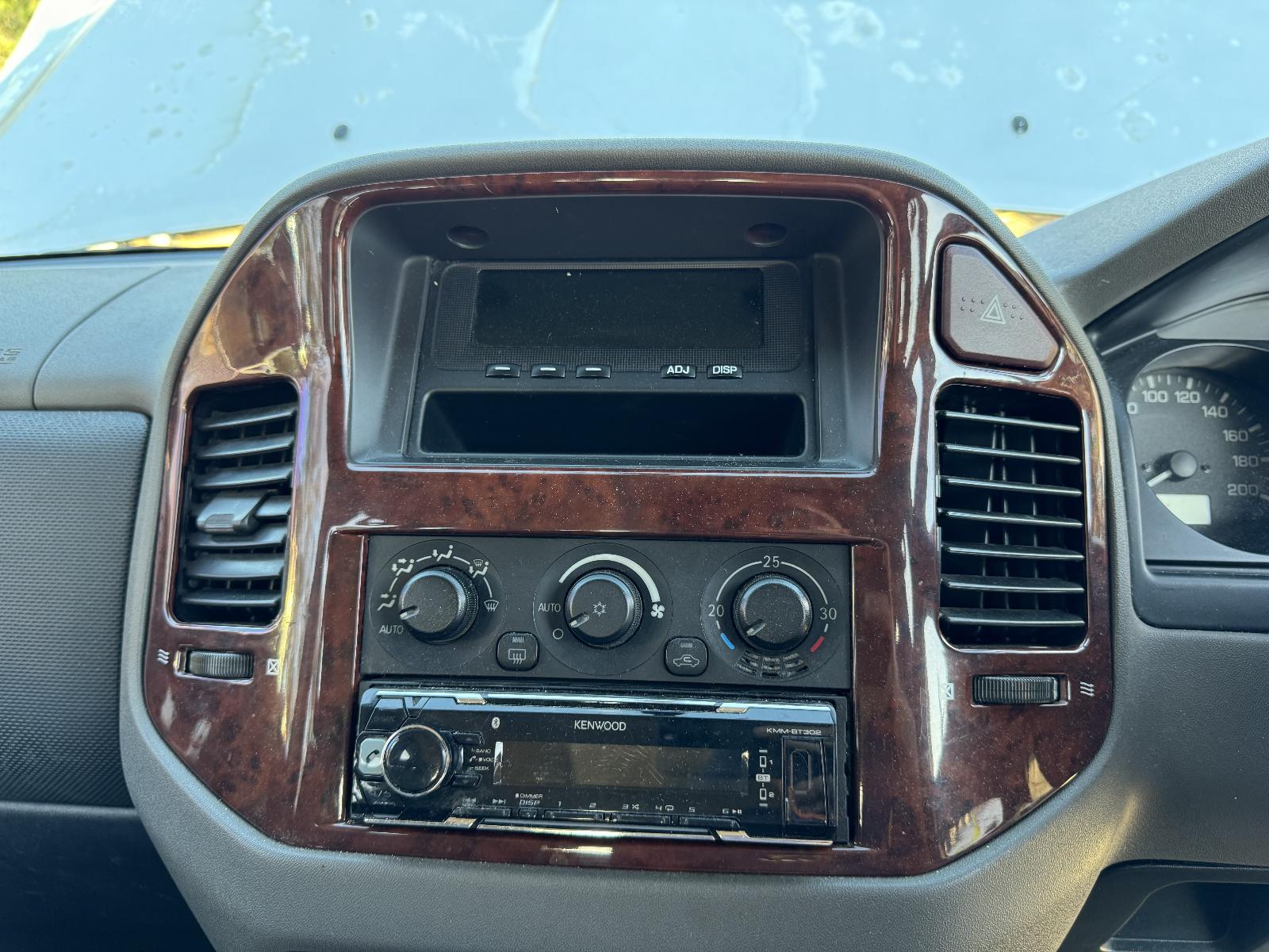 View MITSUBISHI PAJERO 2003 5 Door Station Wagon Breaking