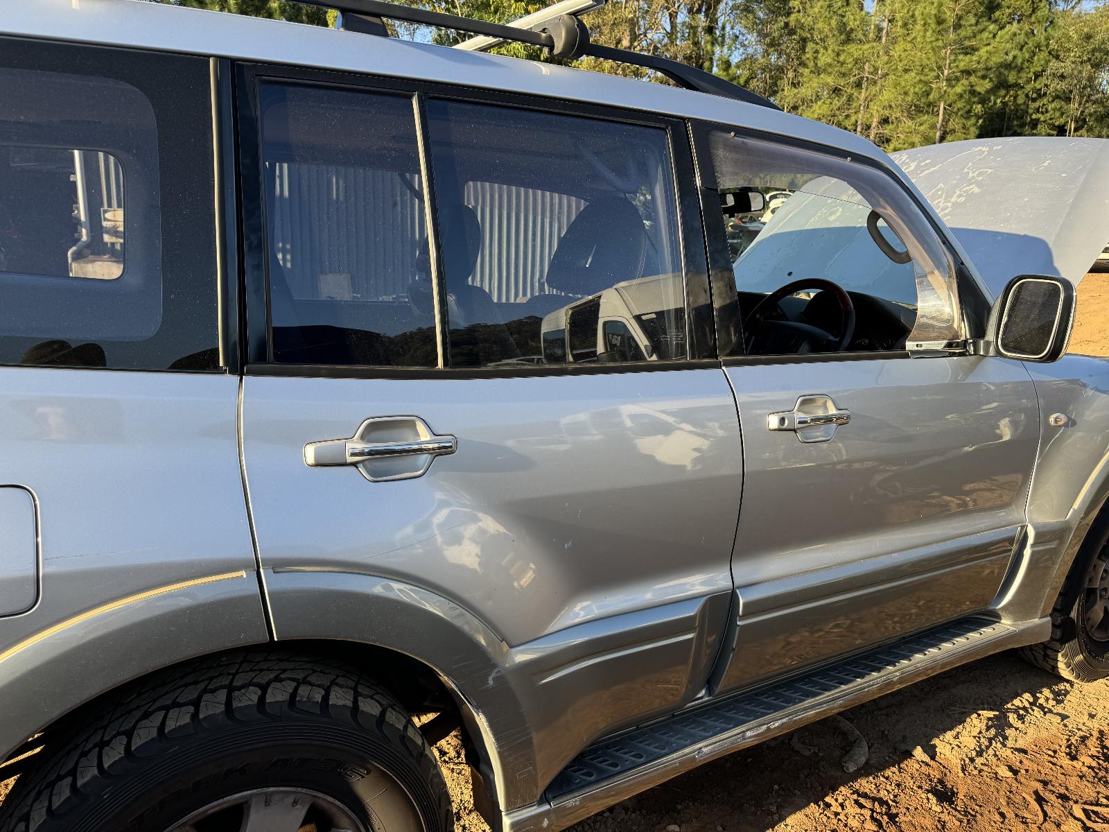 View MITSUBISHI PAJERO 2003 5 Door Station Wagon Breaking