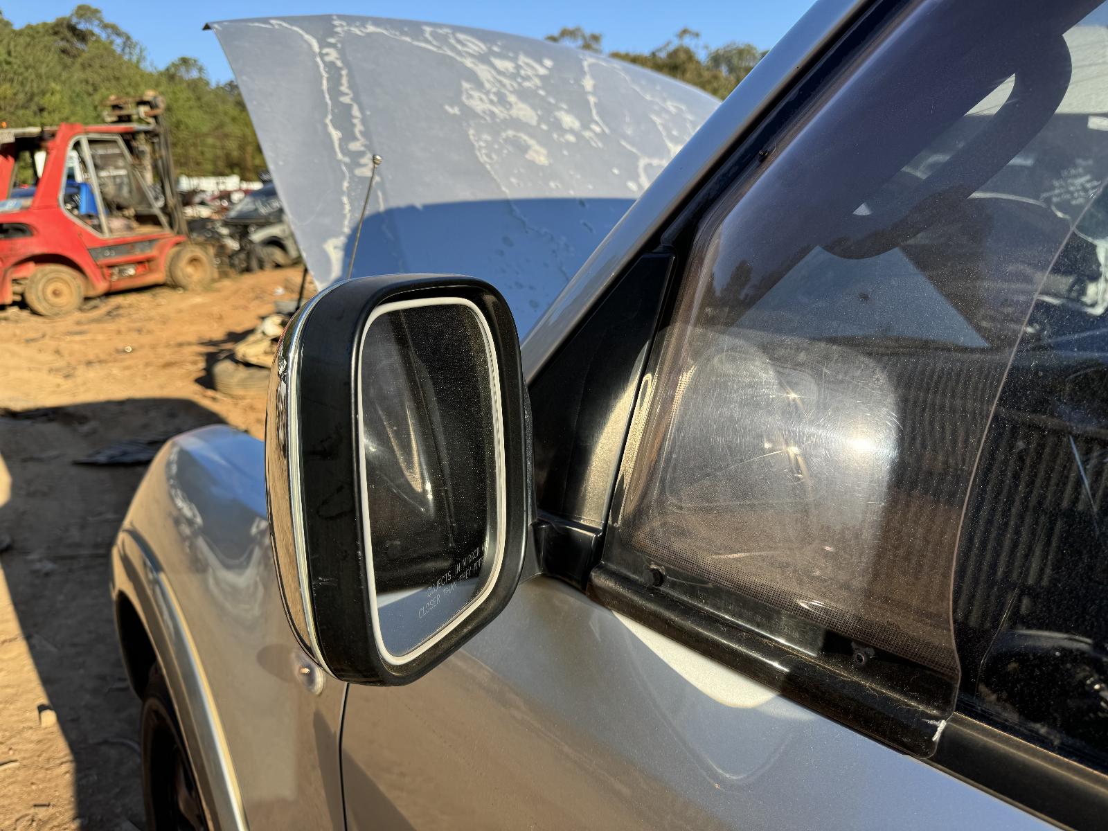 View MITSUBISHI PAJERO 2003 5 Door Station Wagon Breaking