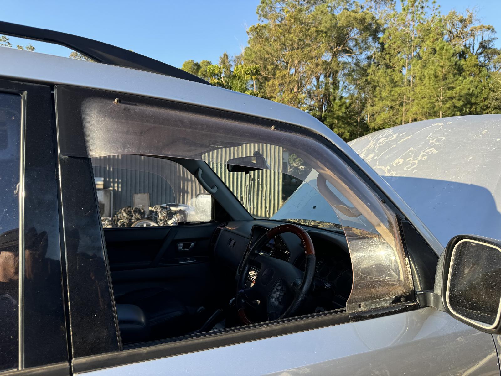 View MITSUBISHI PAJERO 2003 5 Door Station Wagon Breaking