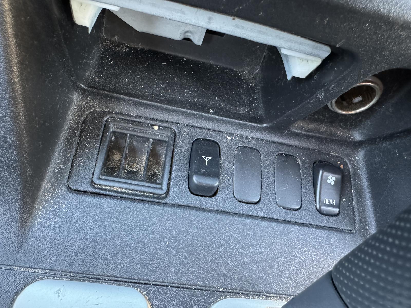 View MITSUBISHI PAJERO 2003 5 Door Station Wagon Breaking
