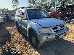 View MITSUBISHI PAJERO 2003 5 Door Station Wagon Breaking