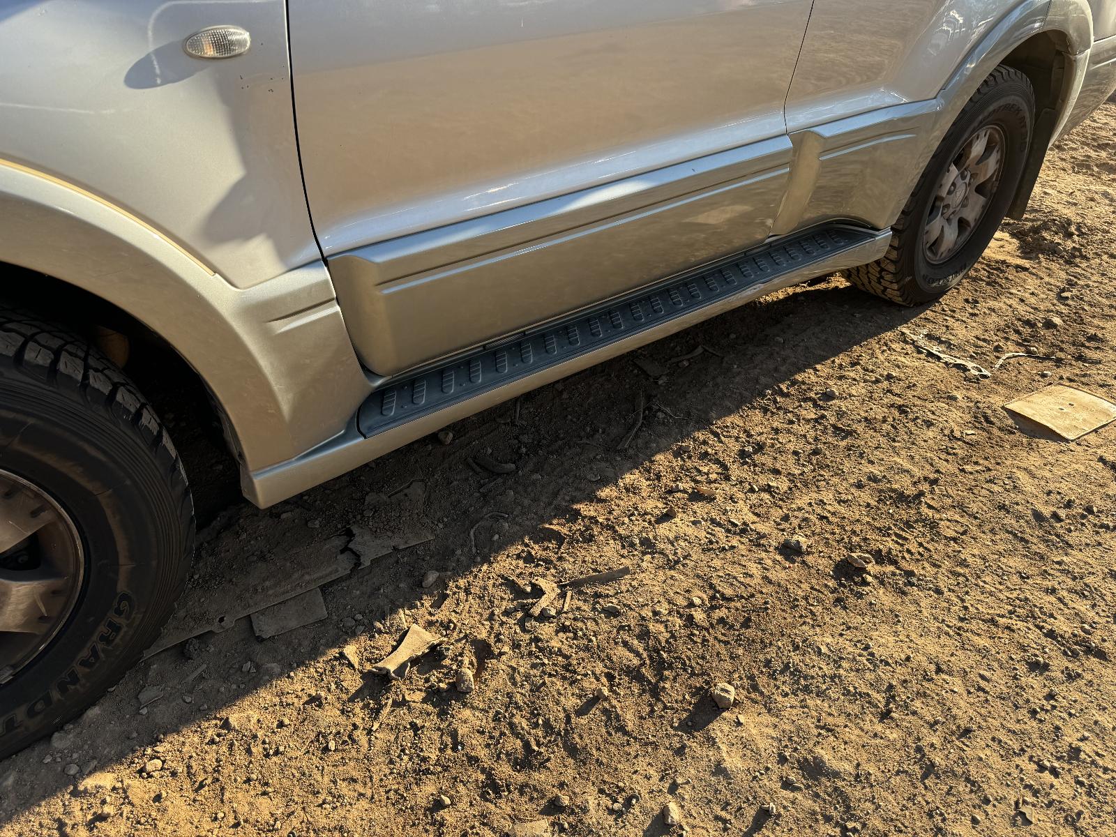 View MITSUBISHI PAJERO 2003 5 Door Station Wagon Breaking