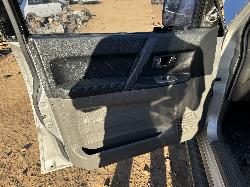 View MITSUBISHI PAJERO 2003 5 Door Station Wagon Breaking