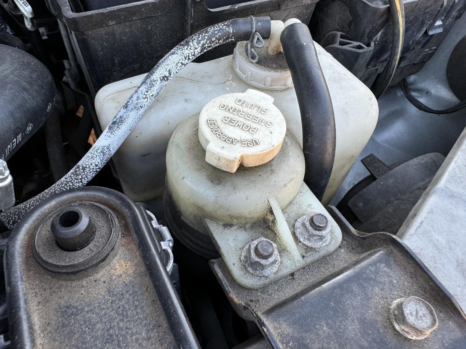 View MITSUBISHI PAJERO 2003 5 Door Station Wagon Breaking