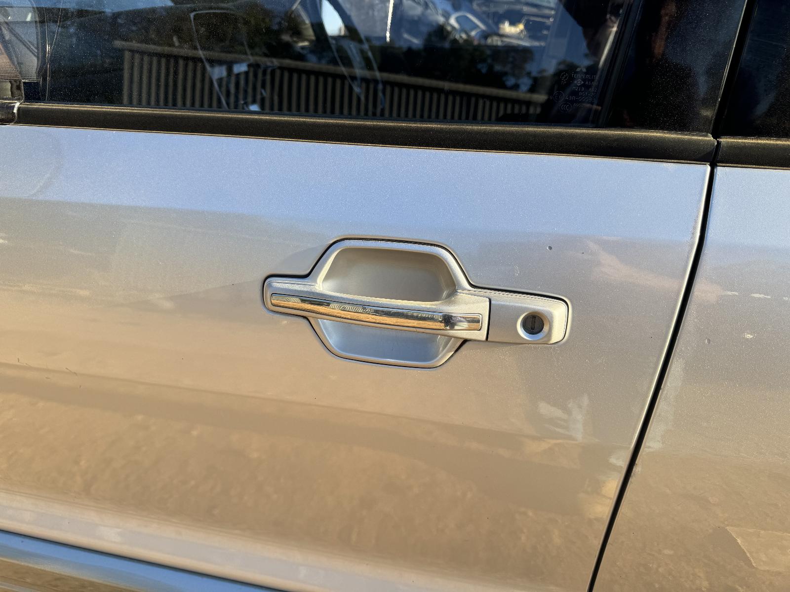 View MITSUBISHI PAJERO 2003 5 Door Station Wagon Breaking