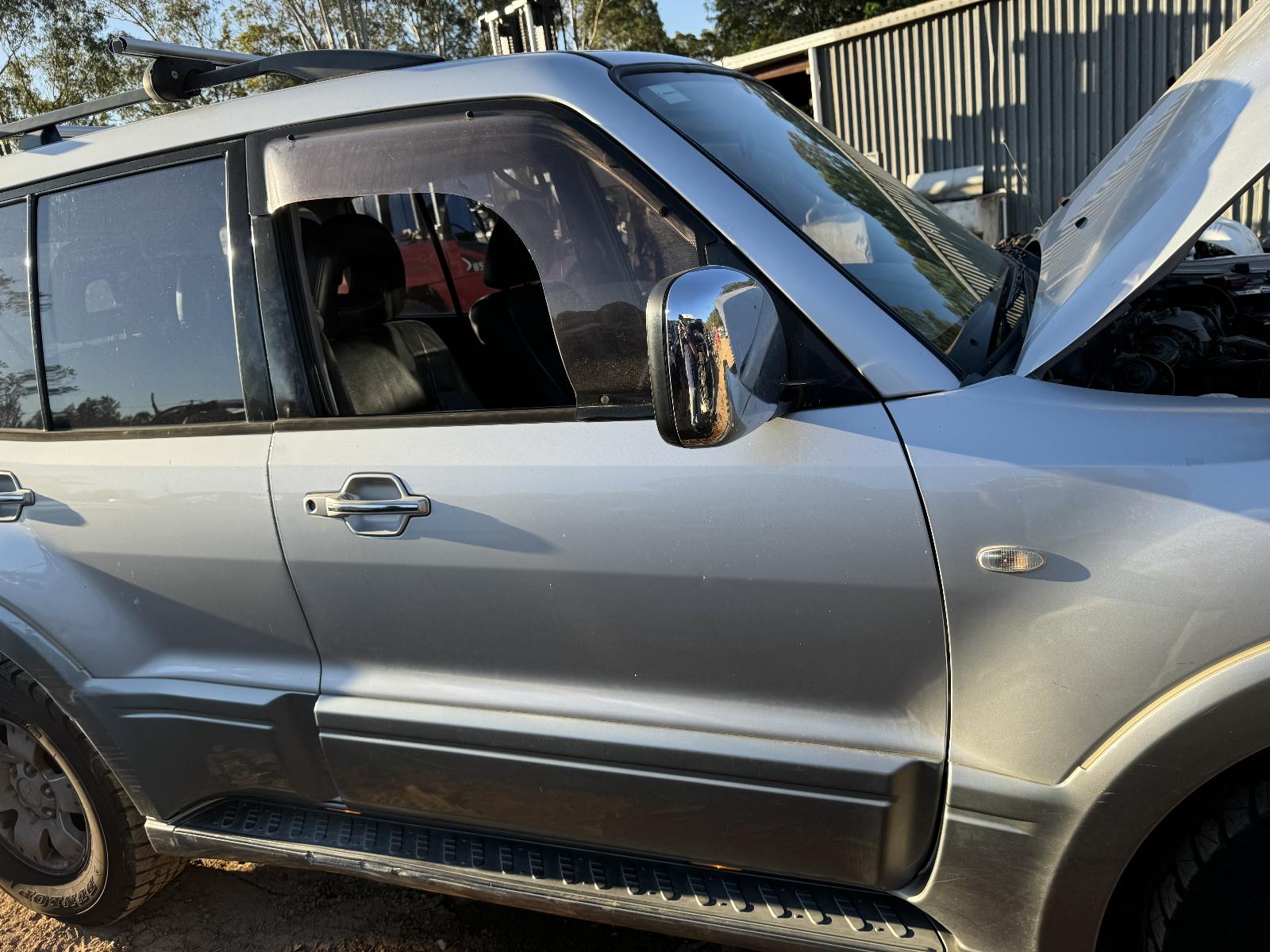 View MITSUBISHI PAJERO 2003 5 Door Station Wagon Breaking