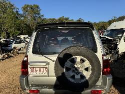 View MITSUBISHI PAJERO 2003 5 Door Station Wagon Breaking