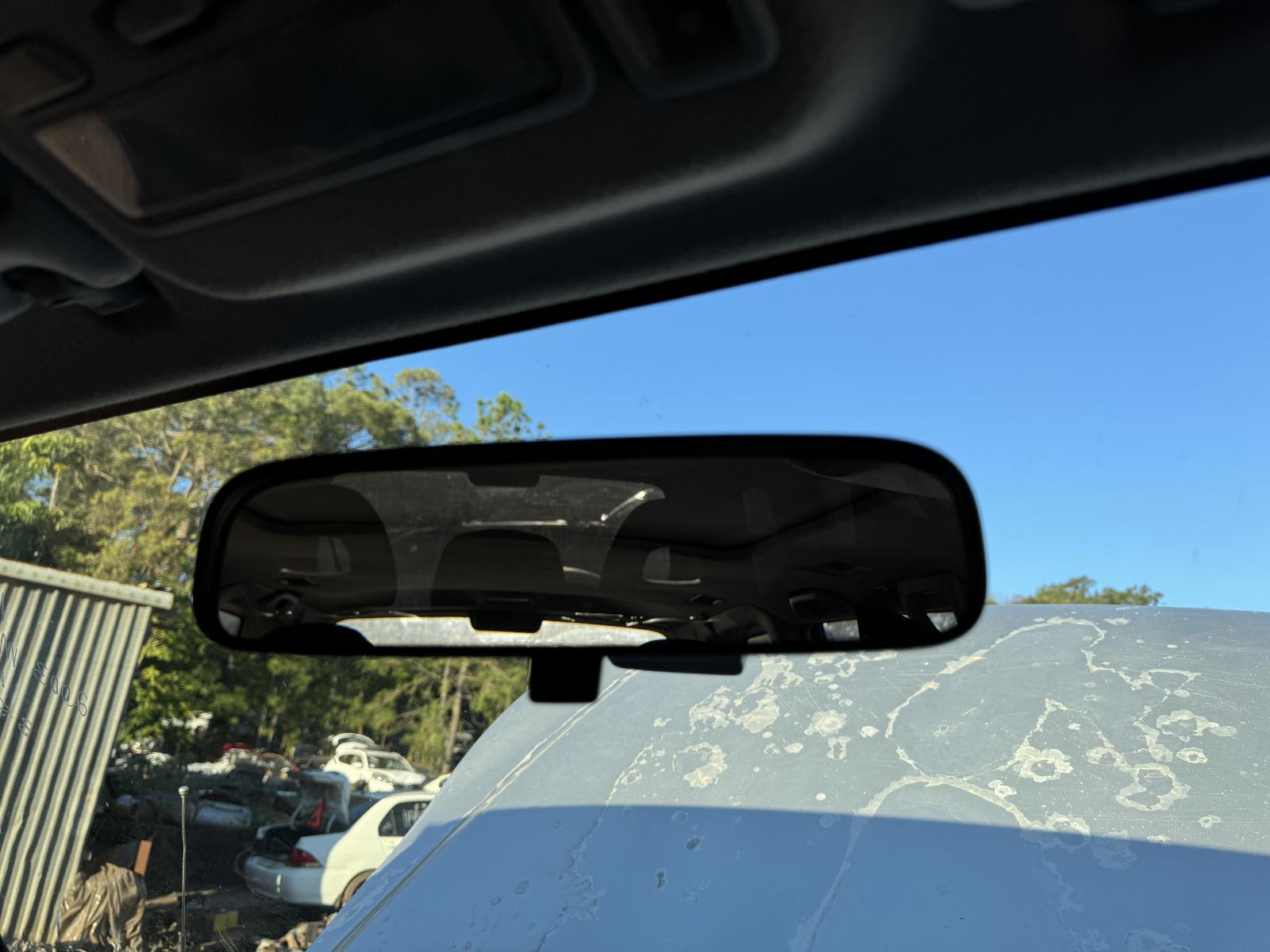 View MITSUBISHI PAJERO 2003 5 Door Station Wagon Breaking
