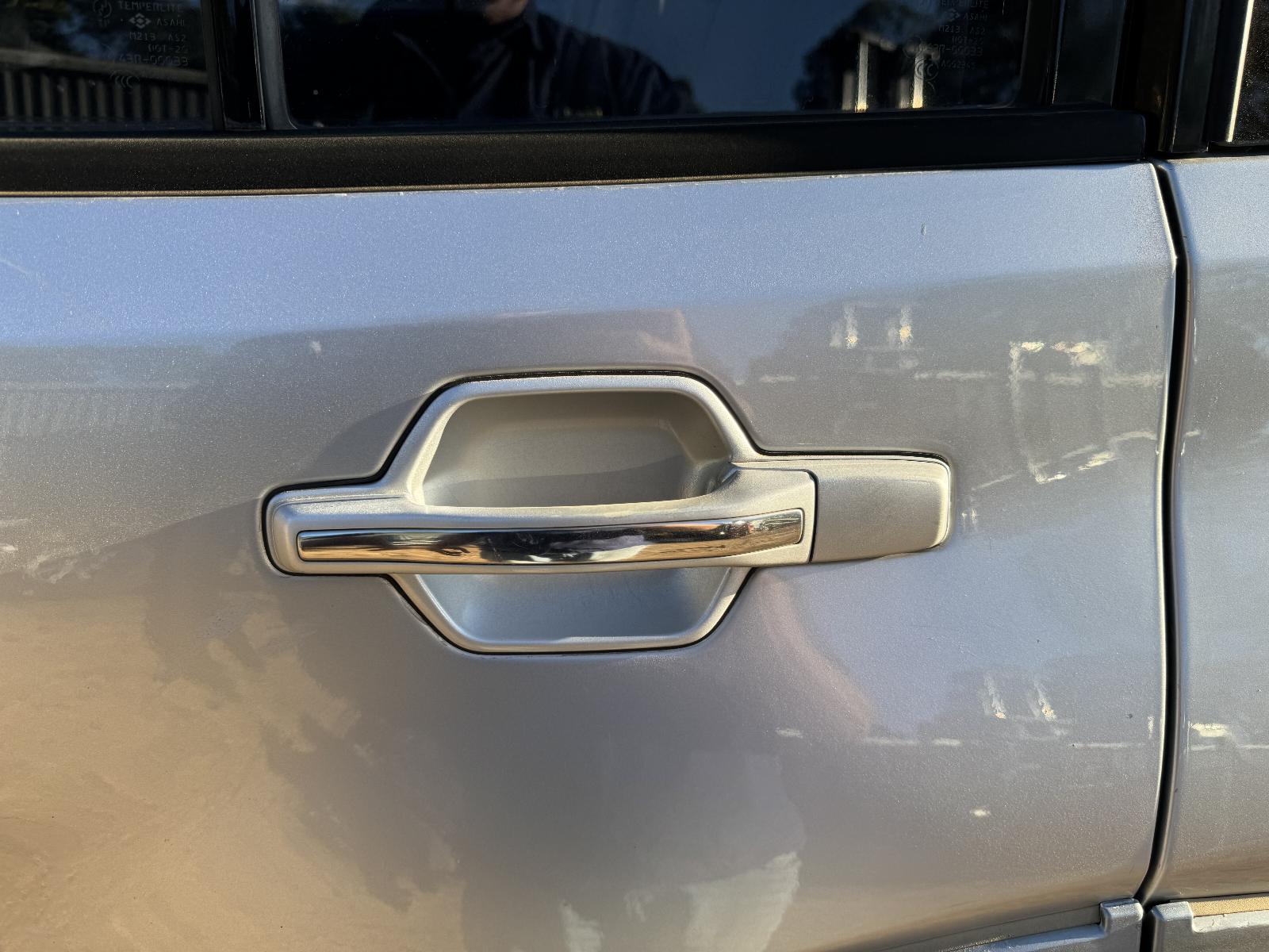 View MITSUBISHI PAJERO 2003 5 Door Station Wagon Breaking