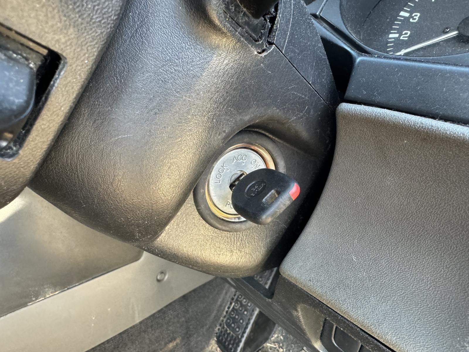 View MITSUBISHI PAJERO 2003 5 Door Station Wagon Breaking