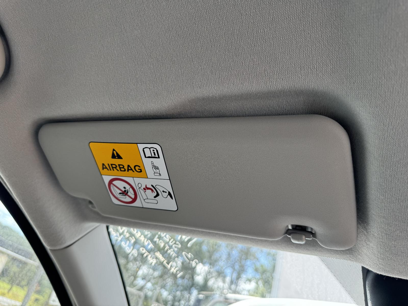 View SUZUKI S-CROSS 2023 5 Door Hatchback Breaking