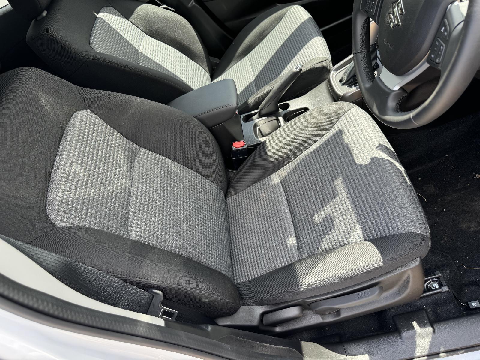 View SUZUKI S-CROSS 2023 5 Door Hatchback Breaking