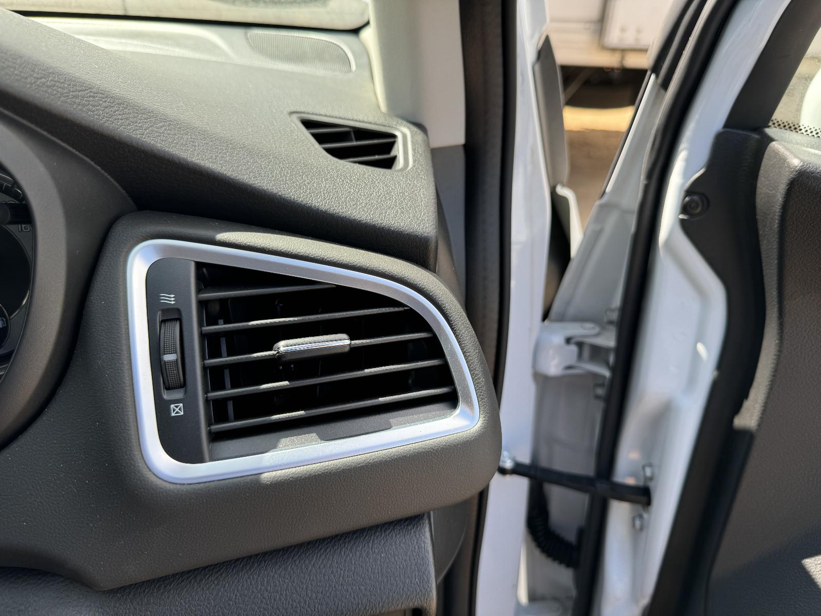 View SUZUKI S-CROSS 2023 5 Door Hatchback Breaking