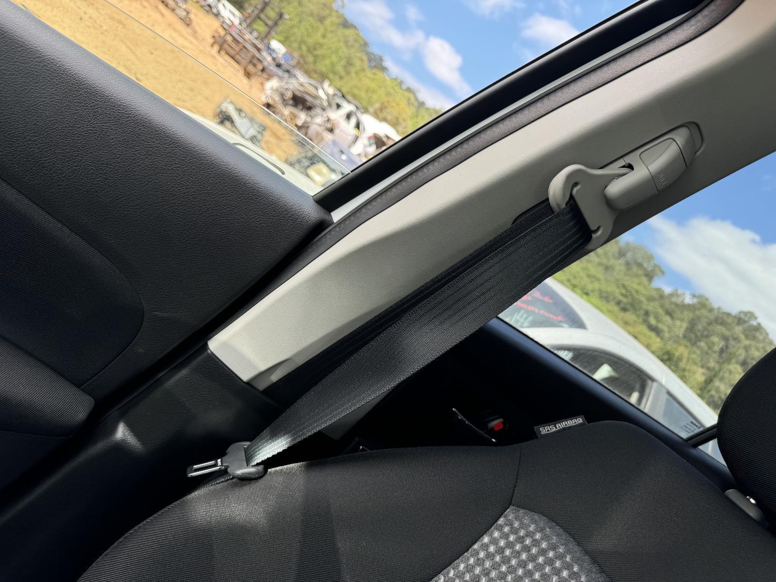 View SUZUKI S-CROSS 2023 5 Door Hatchback Breaking
