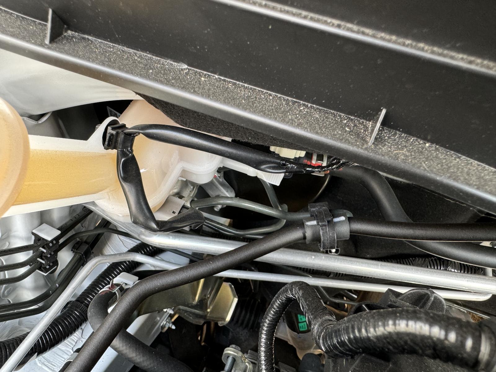 View SUZUKI S-CROSS 2023 5 Door Hatchback Breaking