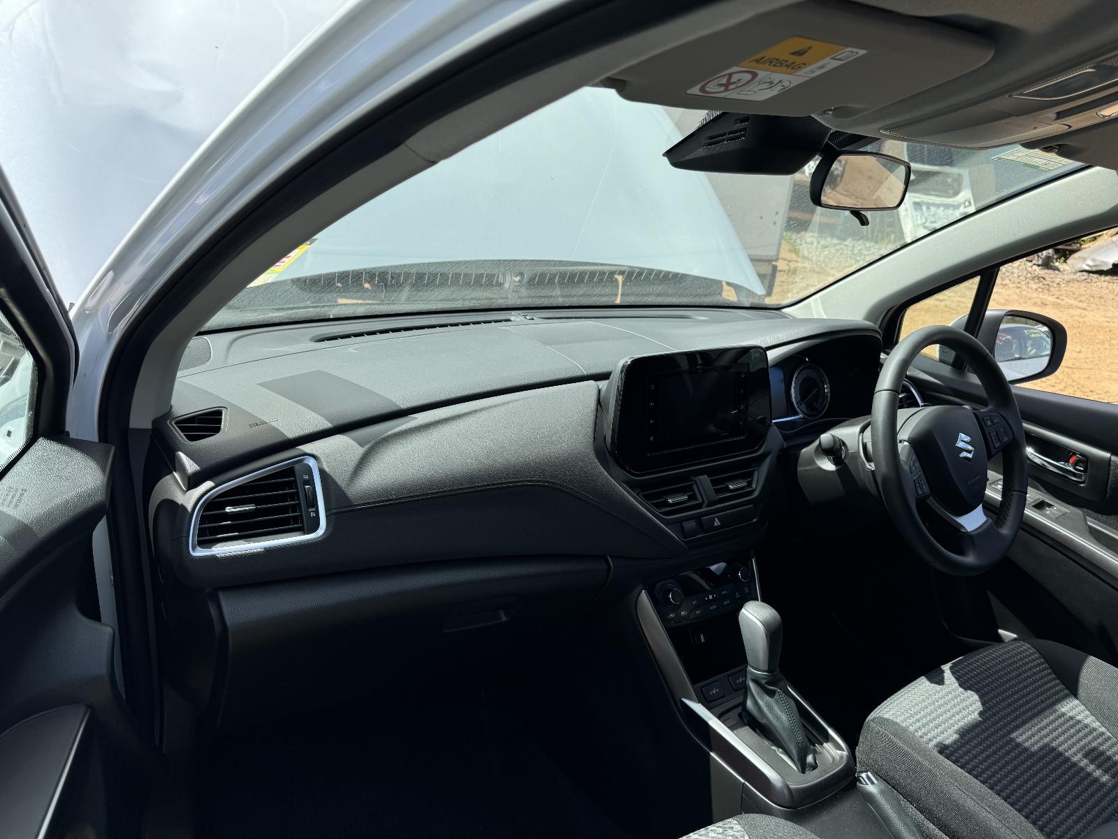 View SUZUKI S-CROSS 2023 5 Door Hatchback Breaking