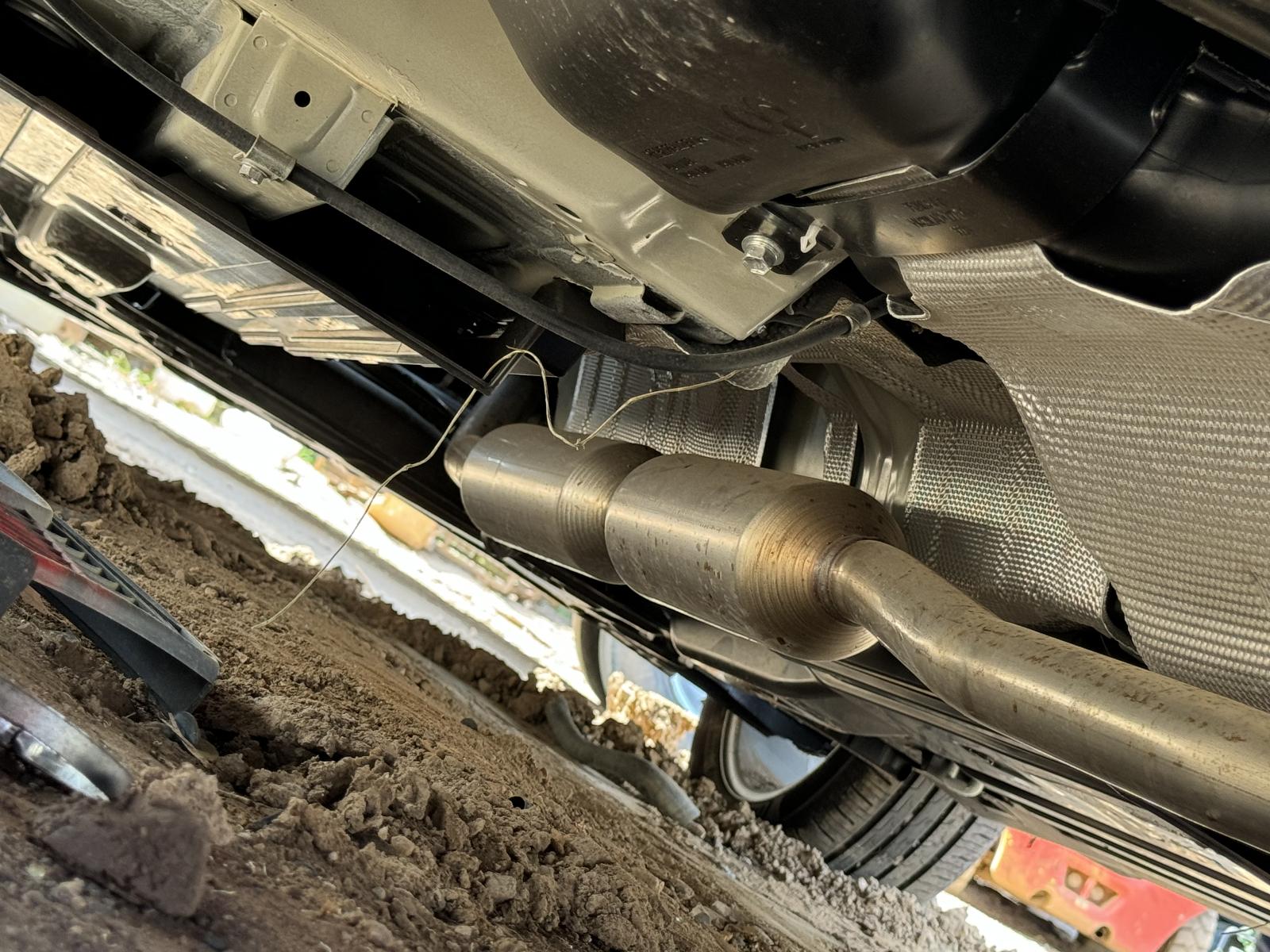 View SUZUKI S-CROSS 2023 5 Door Hatchback Breaking
