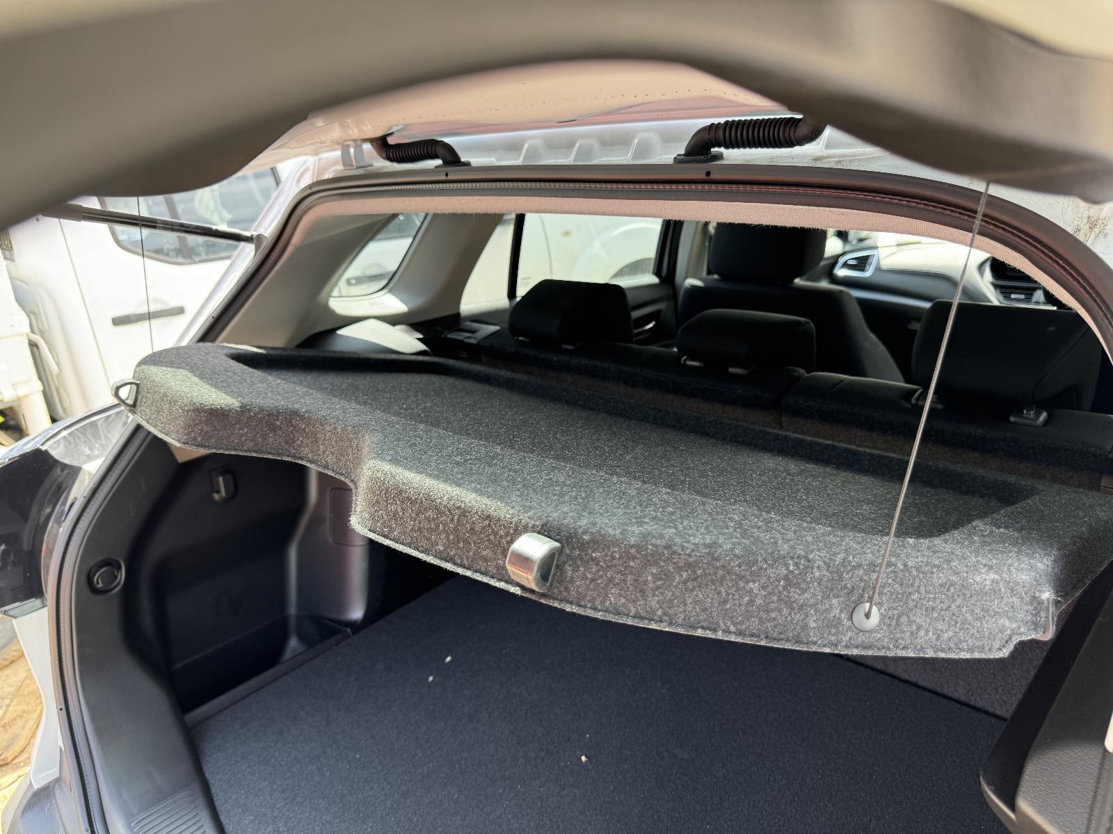 View SUZUKI S-CROSS 2023 5 Door Hatchback Breaking