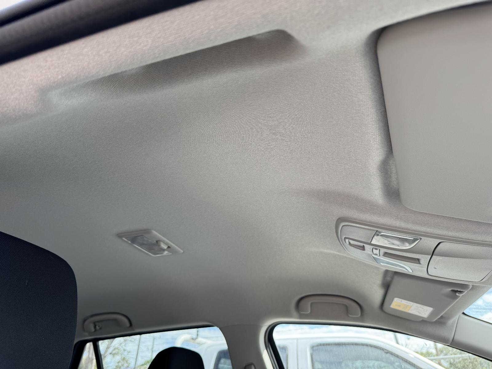 View SUZUKI S-CROSS 2023 5 Door Hatchback Breaking
