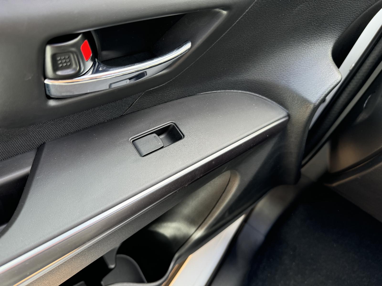 View SUZUKI S-CROSS 2023 5 Door Hatchback Breaking