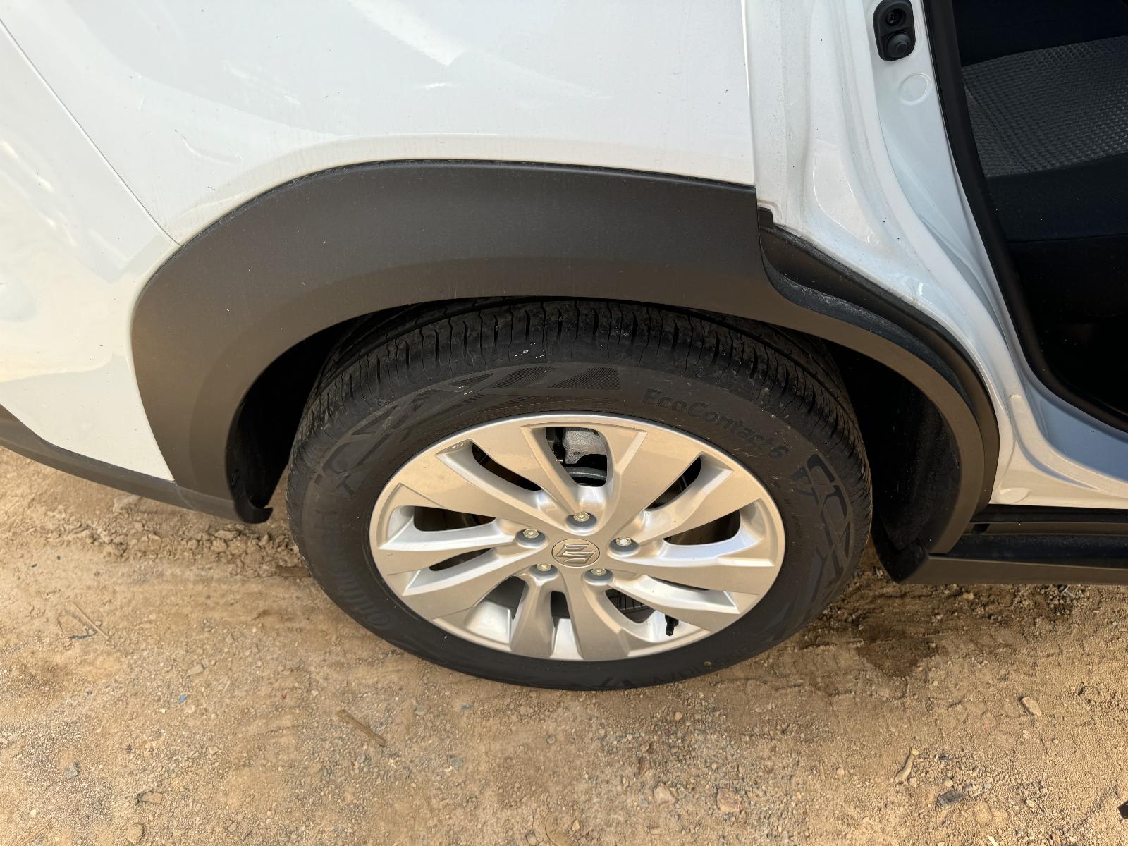 View SUZUKI S-CROSS 2023 5 Door Hatchback Breaking