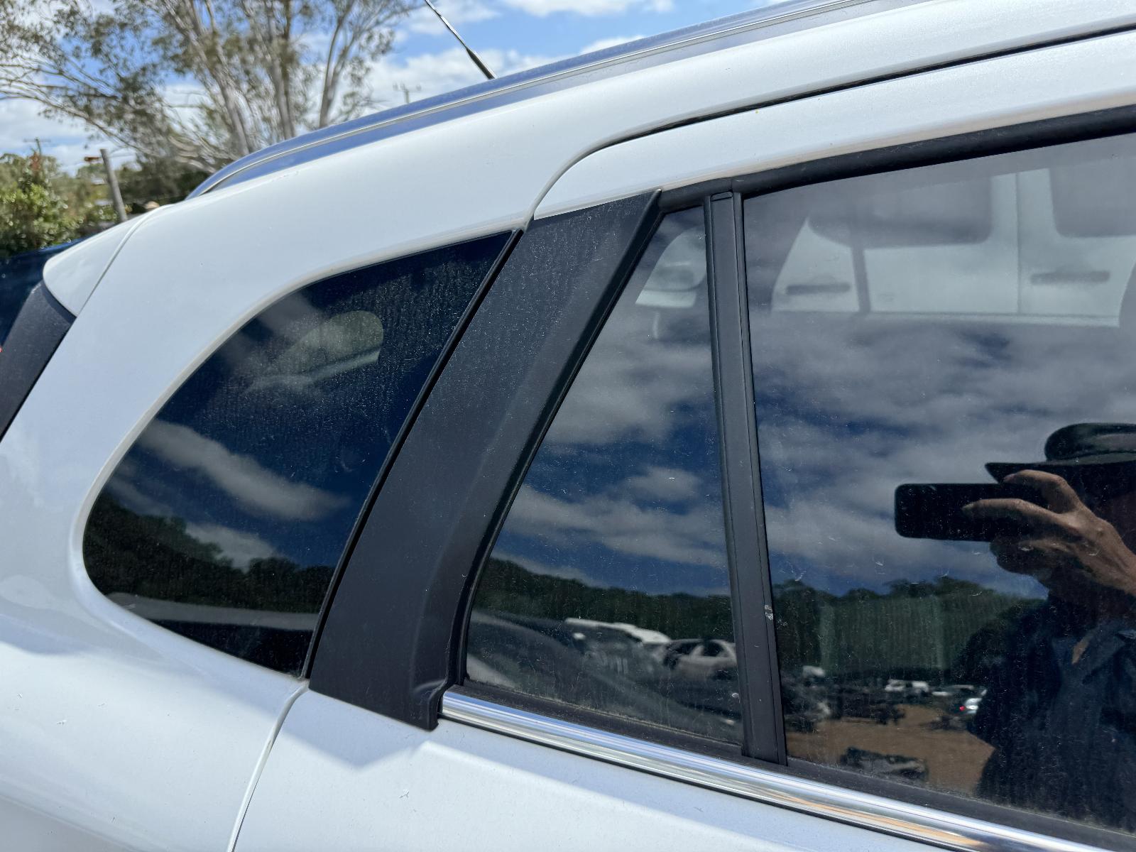 View SUZUKI S-CROSS 2023 5 Door Hatchback Breaking