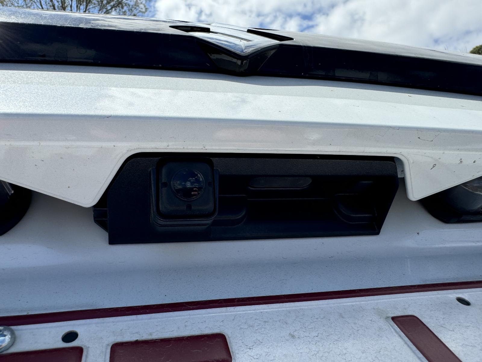 View SUZUKI S-CROSS 2023 5 Door Hatchback Breaking