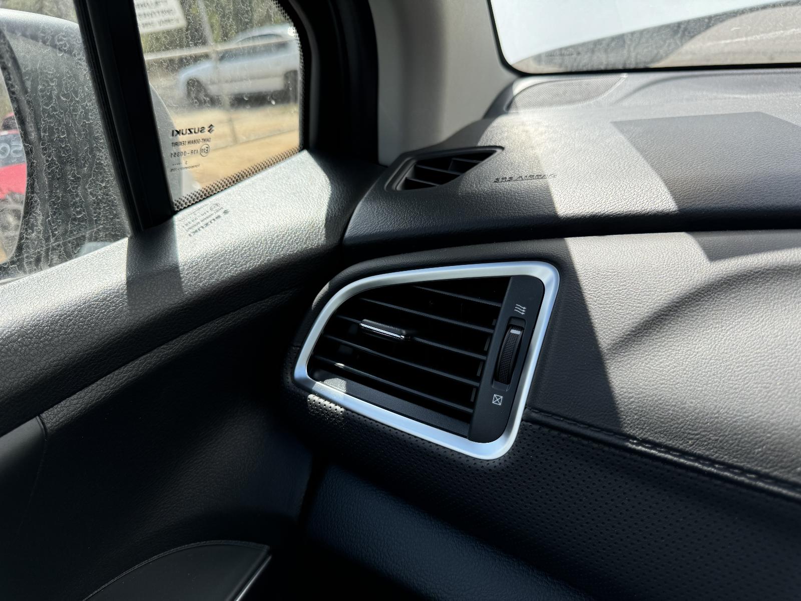 View SUZUKI S-CROSS 2023 5 Door Hatchback Breaking