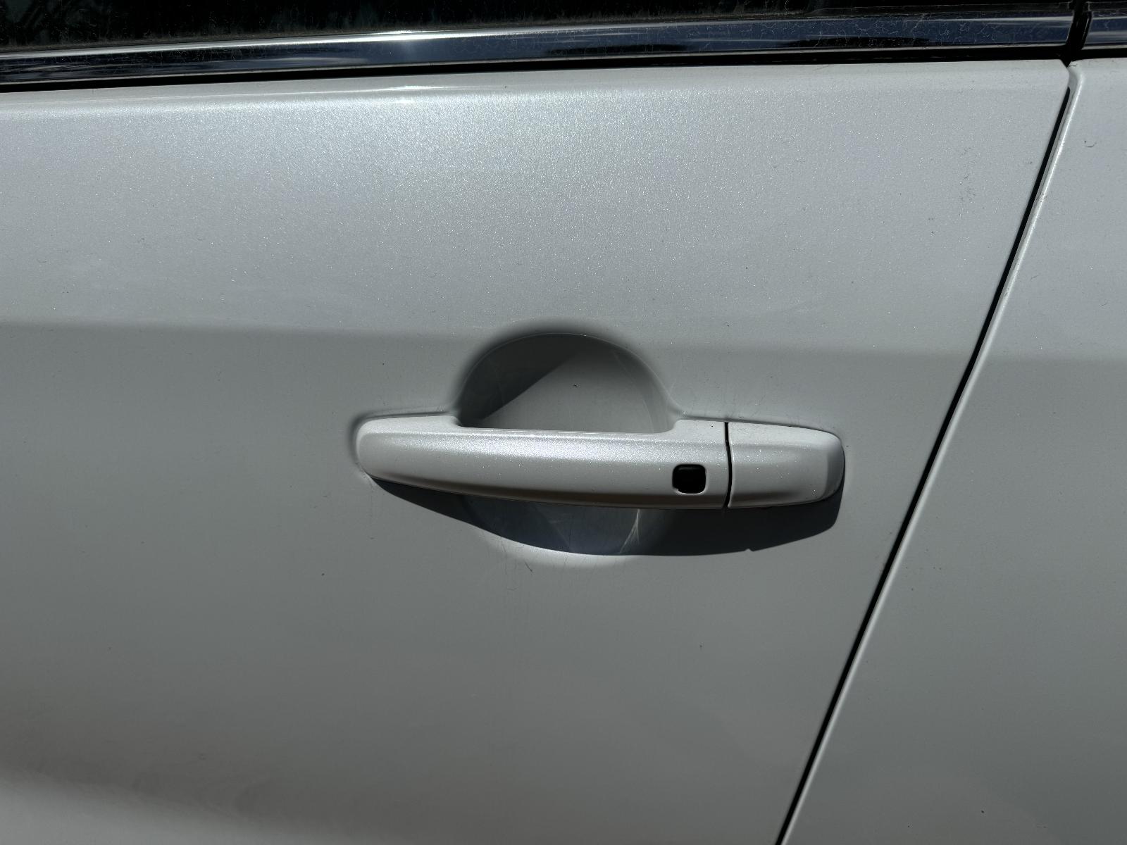 View SUZUKI S-CROSS 2023 5 Door Hatchback Breaking