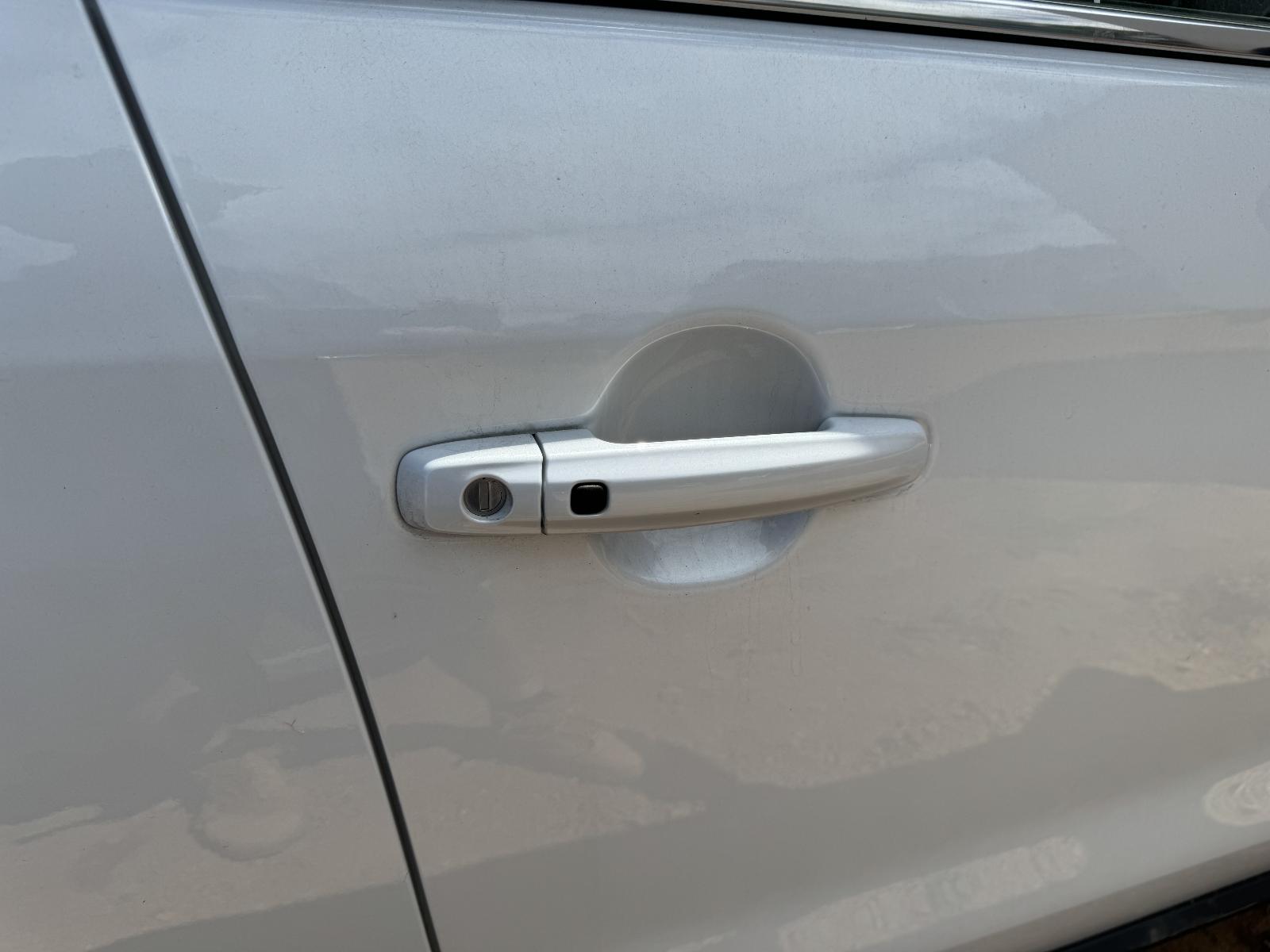 View SUZUKI S-CROSS 2023 5 Door Hatchback Breaking