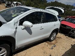 View SUZUKI S-CROSS 2023 5 Door Hatchback Breaking