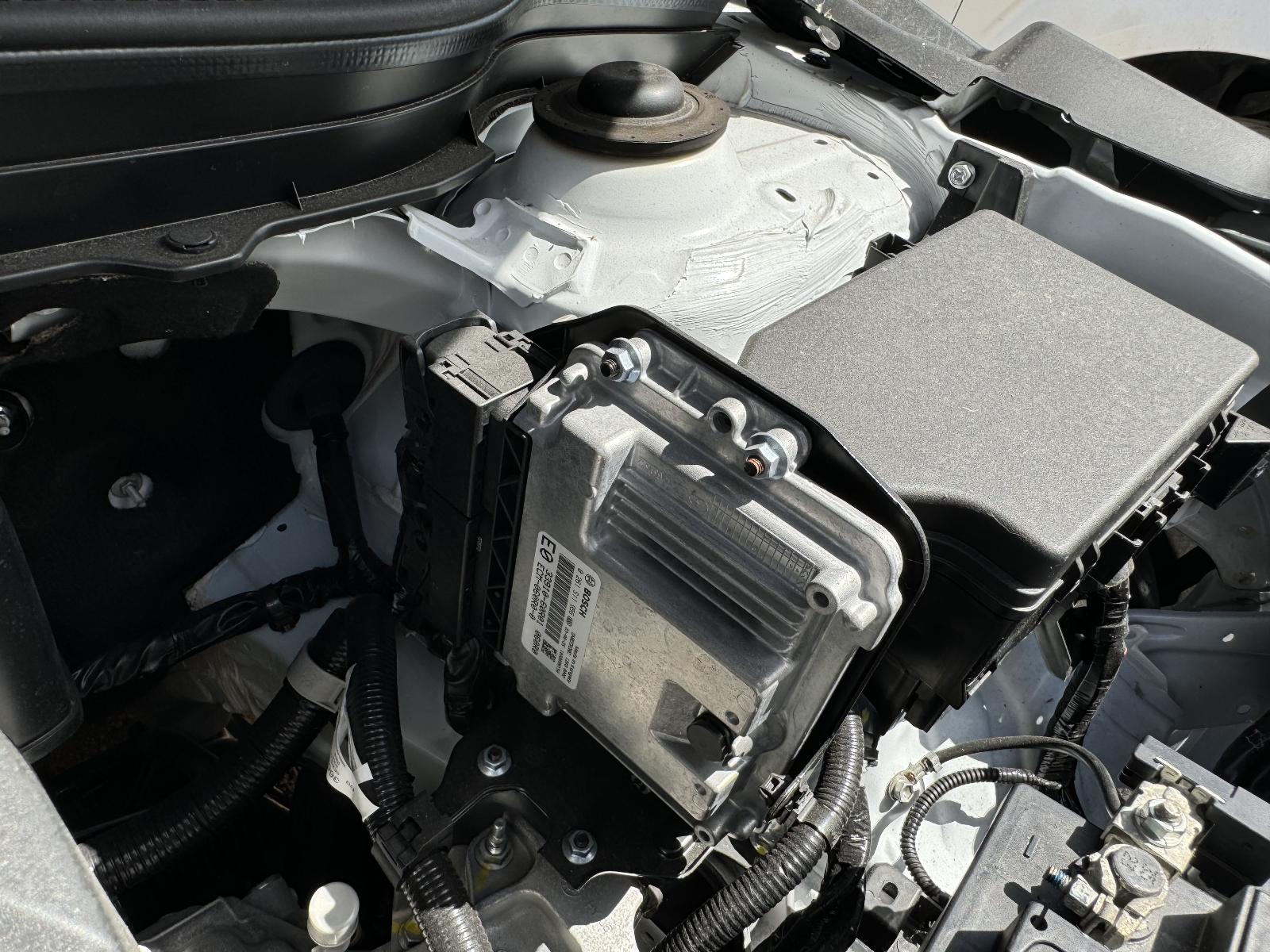 View SUZUKI S-CROSS 2023 5 Door Hatchback Breaking