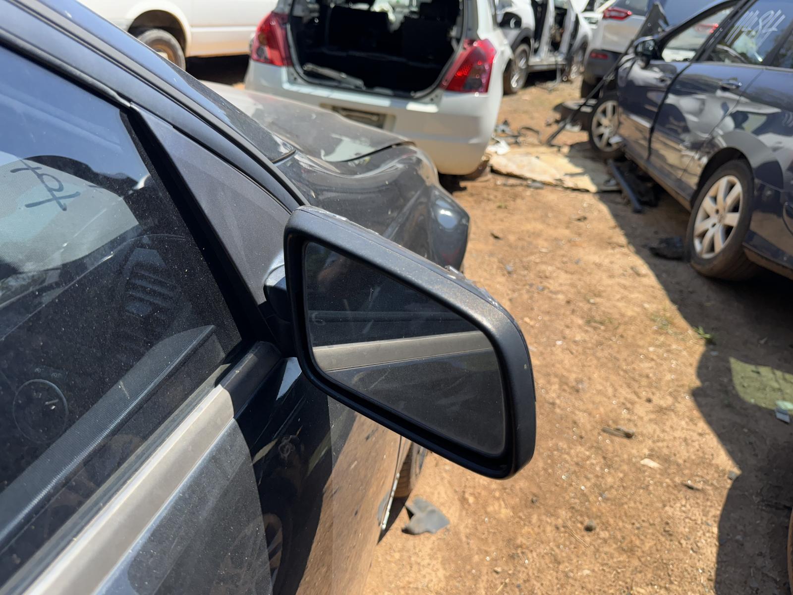 View Auto part Engine HOLDEN COMMODORE 2010
