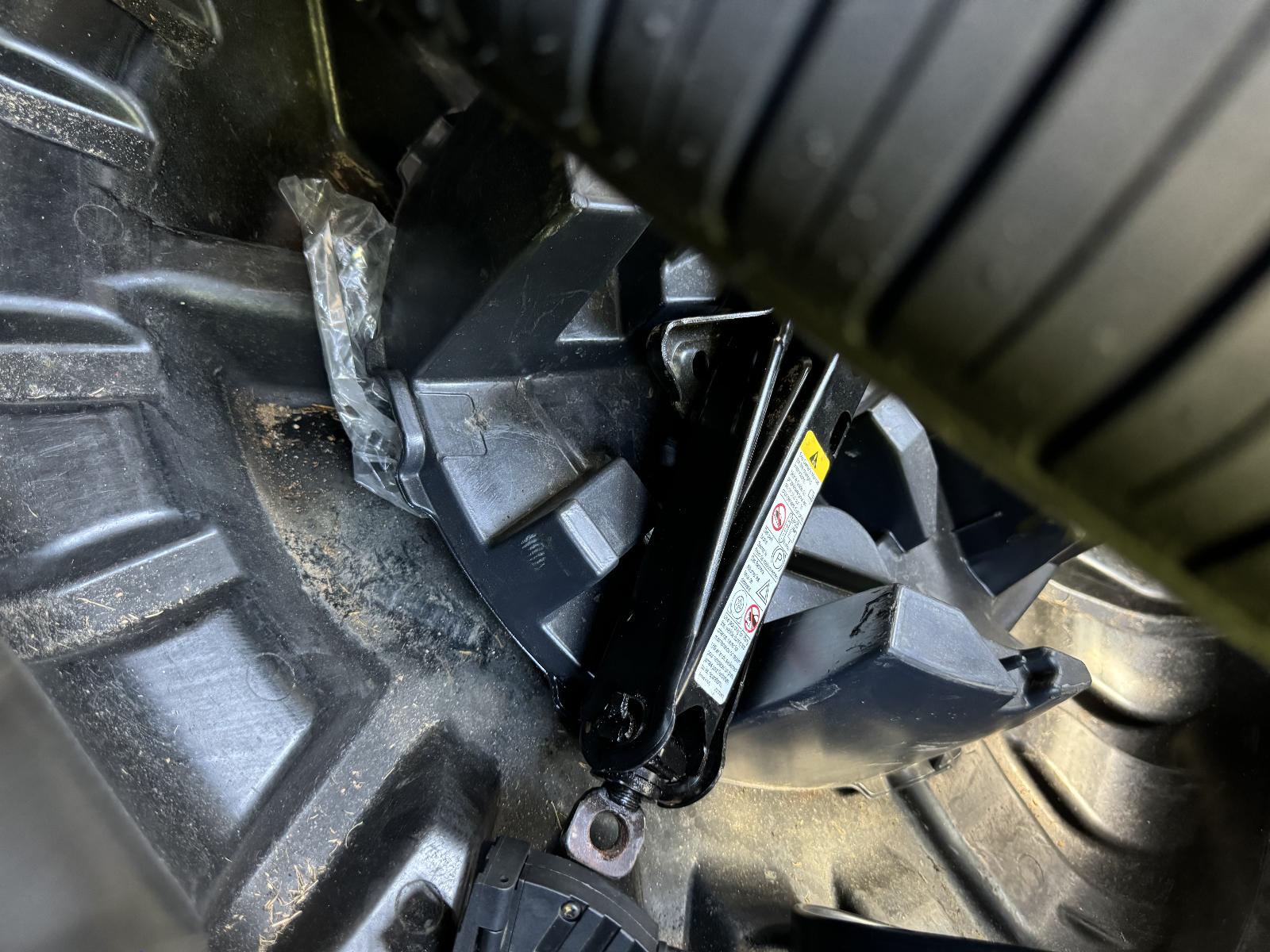 View Auto part Engine HOLDEN COMMODORE 2010