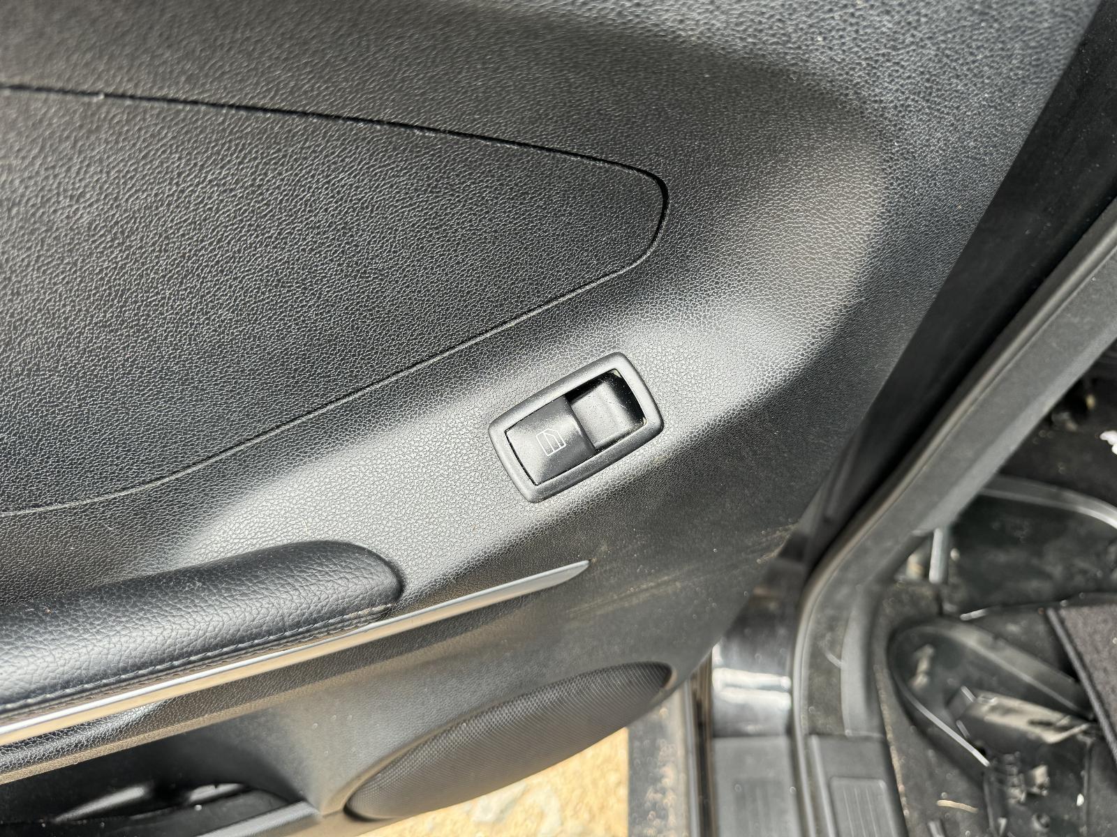 View MERCEDES M CLASS 2005 4 Door Station Wagon Breaking
