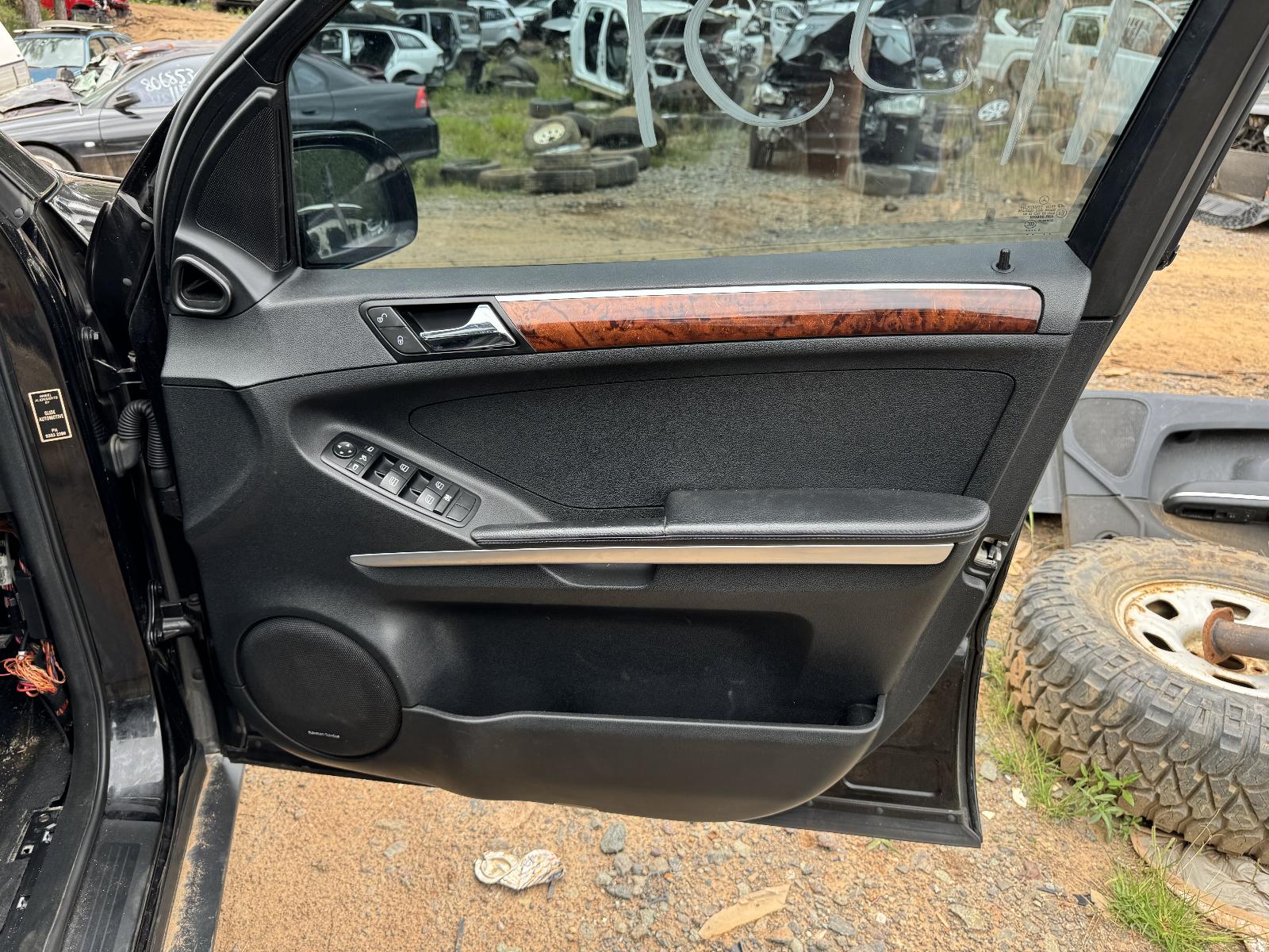 View MERCEDES M CLASS 2005 4 Door Station Wagon Breaking