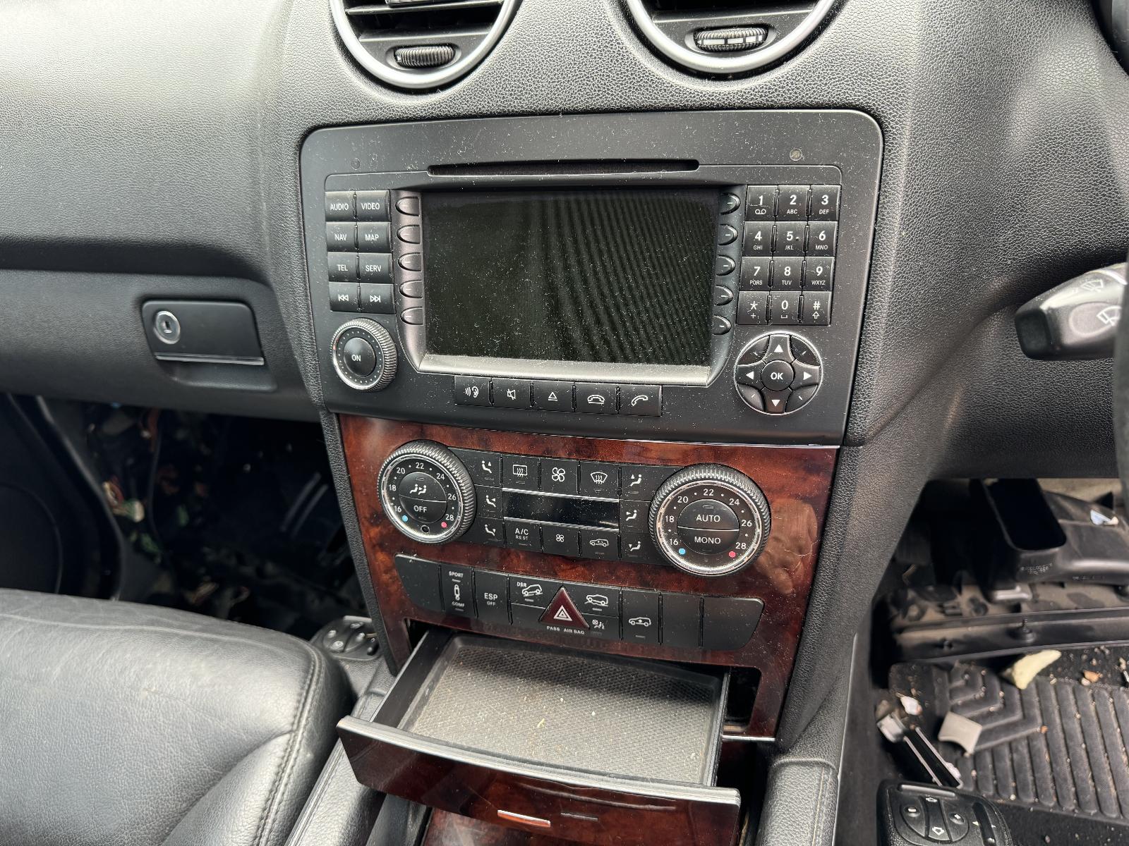 View MERCEDES M CLASS 2005 4 Door Station Wagon Breaking