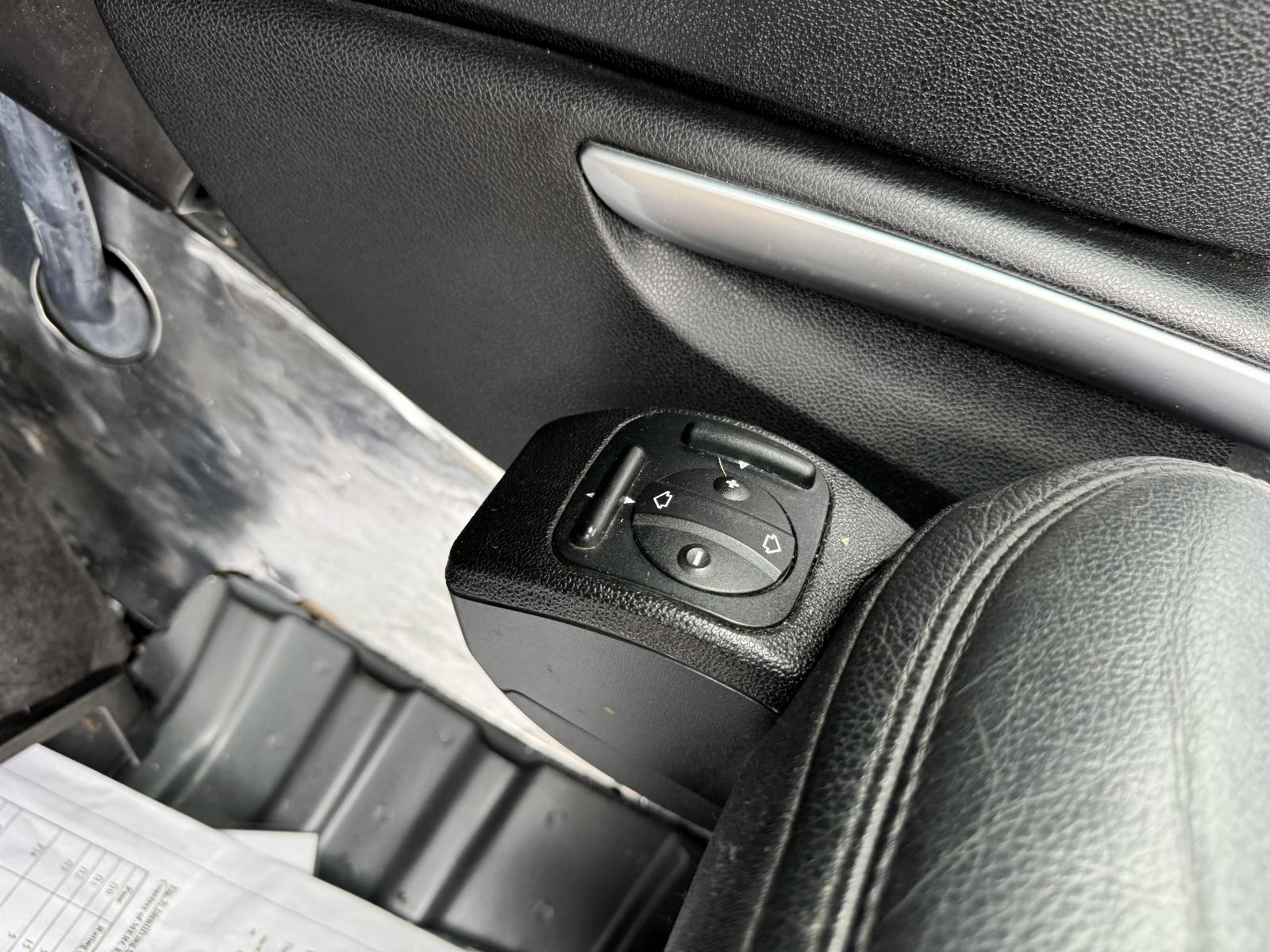 View MERCEDES M CLASS 2005 4 Door Station Wagon Breaking