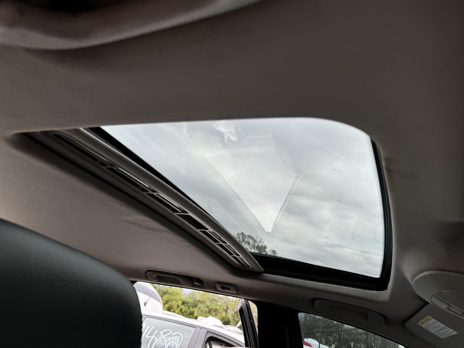 View MERCEDES M CLASS 2005 4 Door Station Wagon Breaking