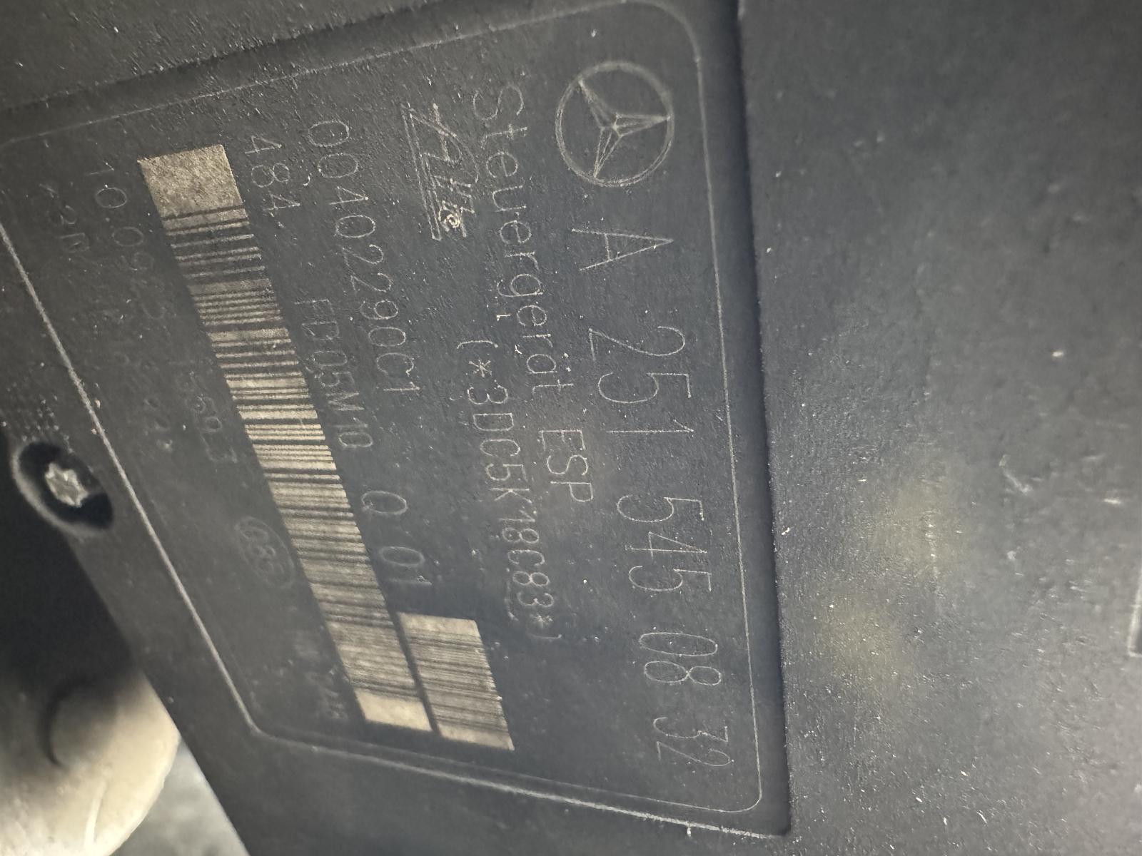 View MERCEDES M CLASS 2005 4 Door Station Wagon Breaking