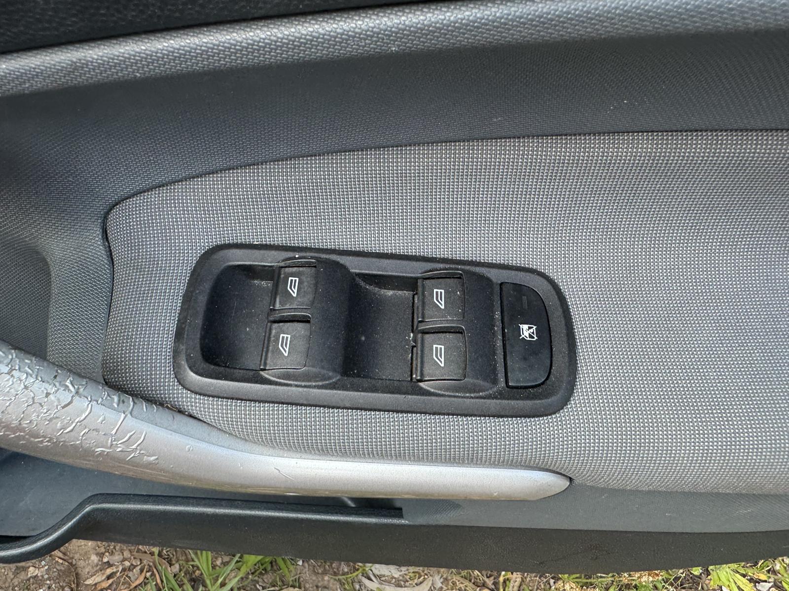View FORD FIESTA 2012 5 Door Hatchback Breaking