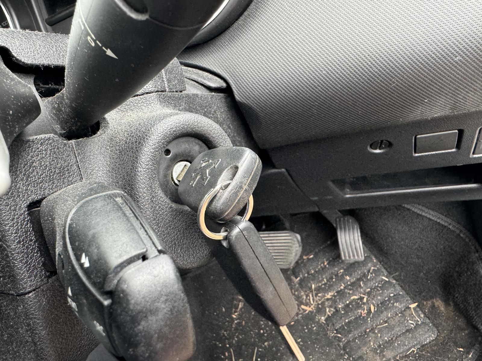 View PEUGEOT 308 2010 4 Door Hatchback Breaking